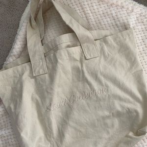 Saski Collection Tote Bag